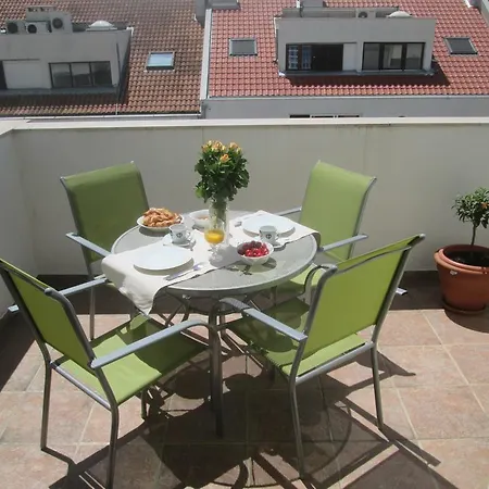 Lana Apartment *